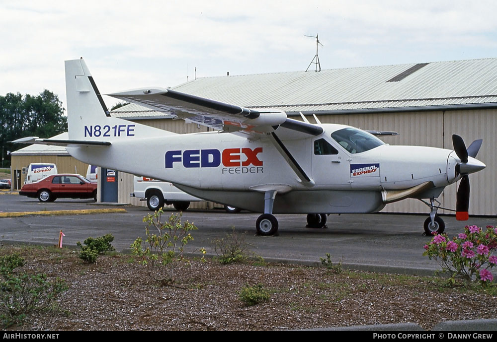 Aircraft Photo of N821FE | Cessna 208A Cargomaster | FedEx Feeder | AirHistory.net #278824
