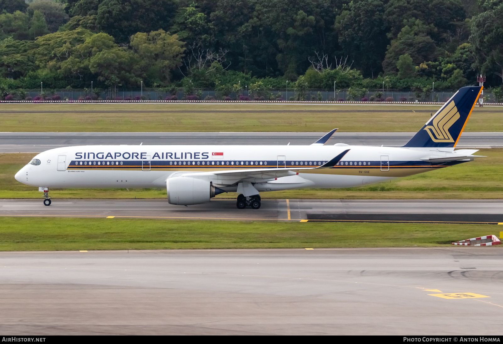 Aircraft Photo of 9V-SGE | Airbus A350-941ULR | Singapore Airlines | AirHistory.net #278889