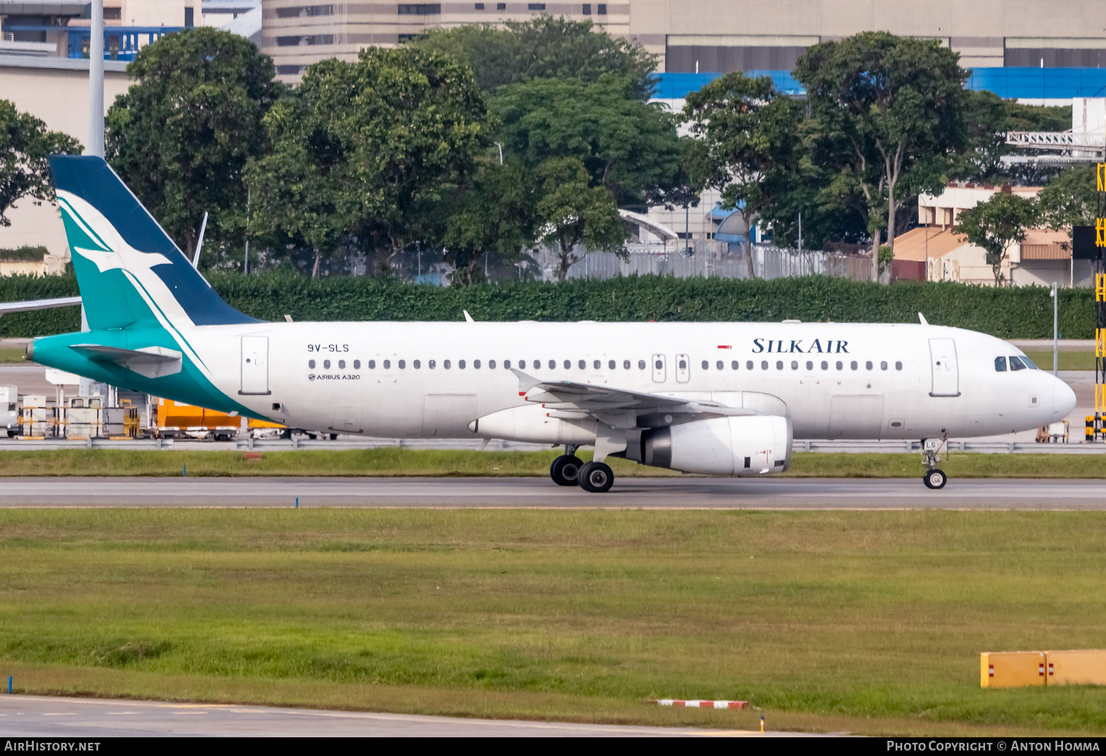 Aircraft Photo of 9V-SLS | Airbus A320-233 | SilkAir | AirHistory.net #278927