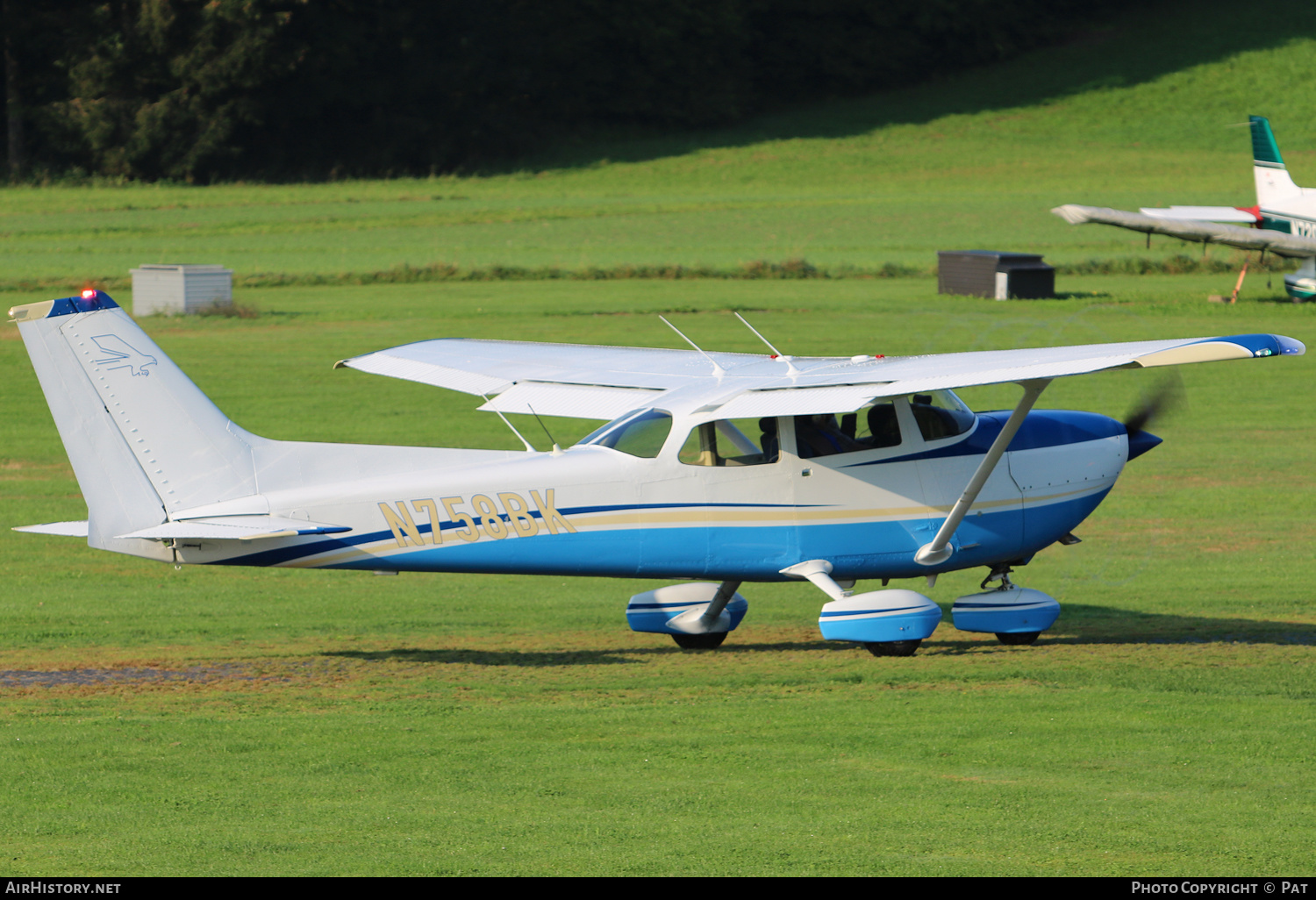 Aircraft Photo of N758BK | Cessna R172K Hawk XP | AirHistory.net #278984