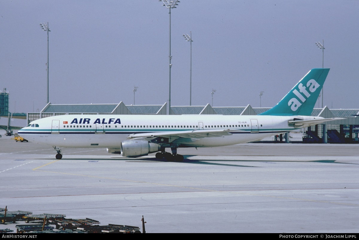 Aircraft Photo of TC-ALN | Airbus A300B4-103 | Air Alfa | AirHistory.net #279053