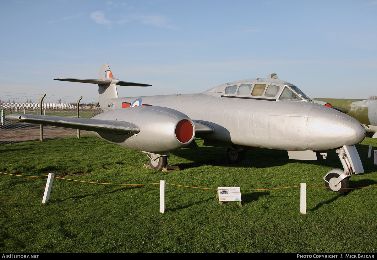 Aircraft Photo of VZ634 | Gloster Meteor T7 | UK - Air Force | AirHistory.net #279093