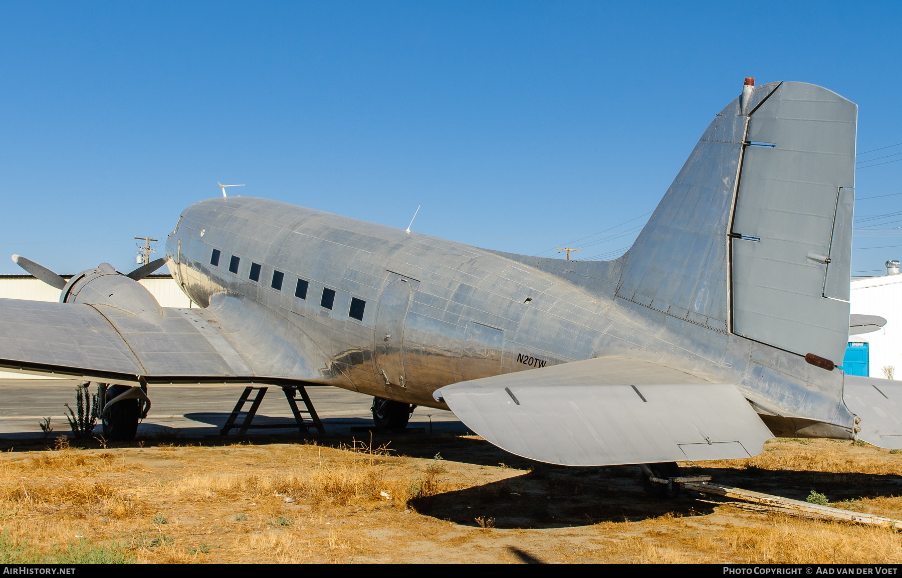 Aircraft Photo of N20TW | Douglas DC-3-G202A | AirHistory.net #279215