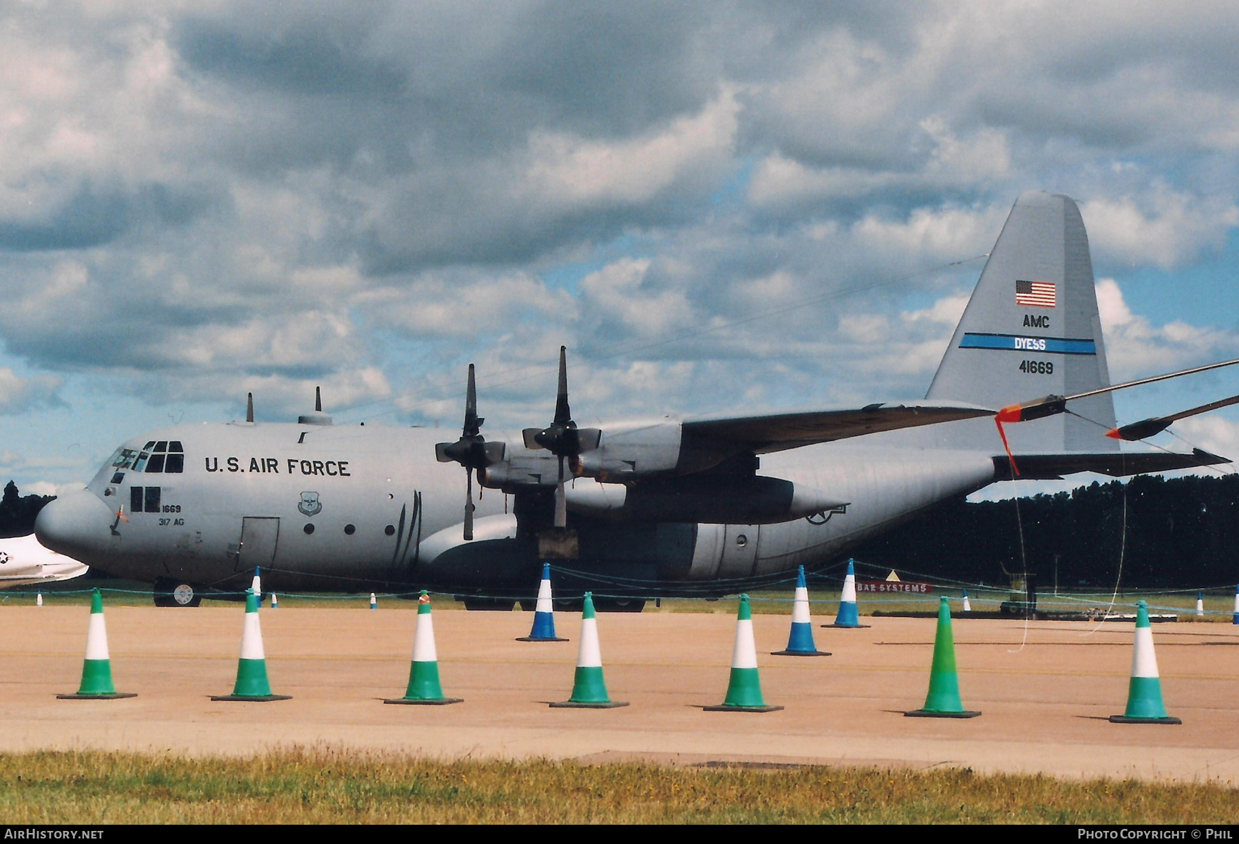 Aircraft Photo of 74-1669 / 74669 | Lockheed C-130H Hercules | USA - Air Force | AirHistory.net #279242