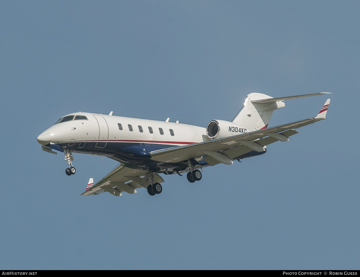Aircraft Photo of N304KC | Bombardier Challenger 300 (BD-100-1A10) | AirHistory.net #279345