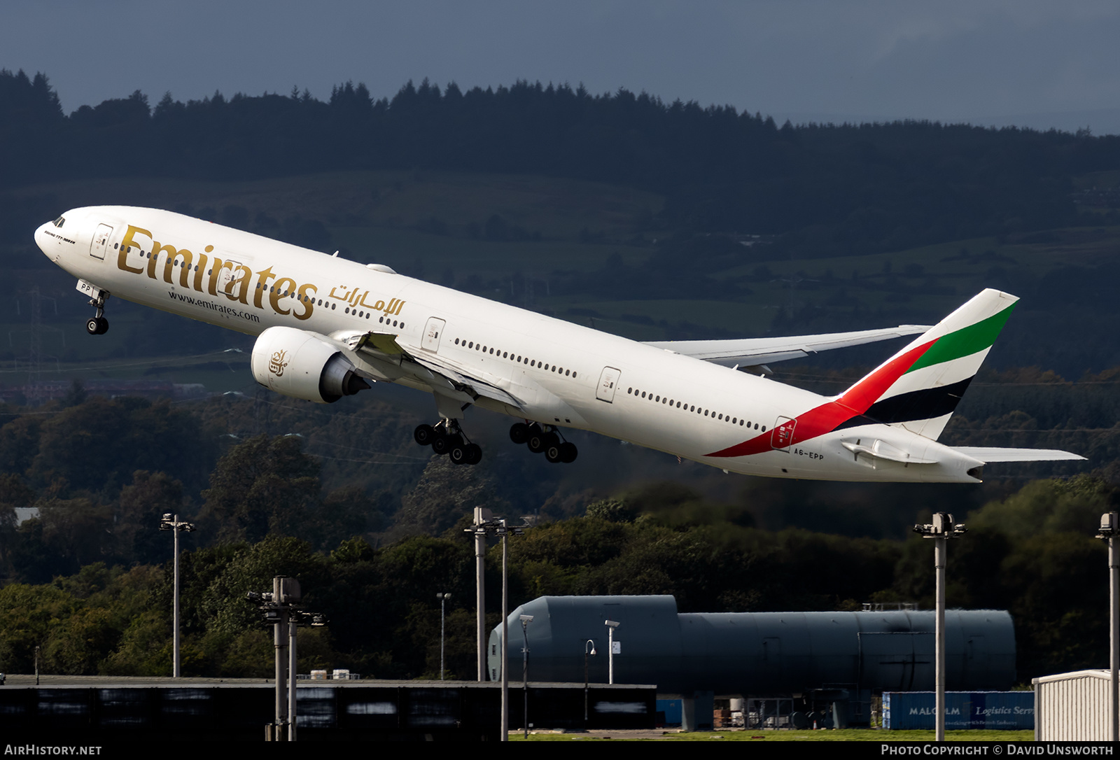 Aircraft Photo of A6-EPP | Boeing 777-31H/ER | Emirates | AirHistory.net #279419