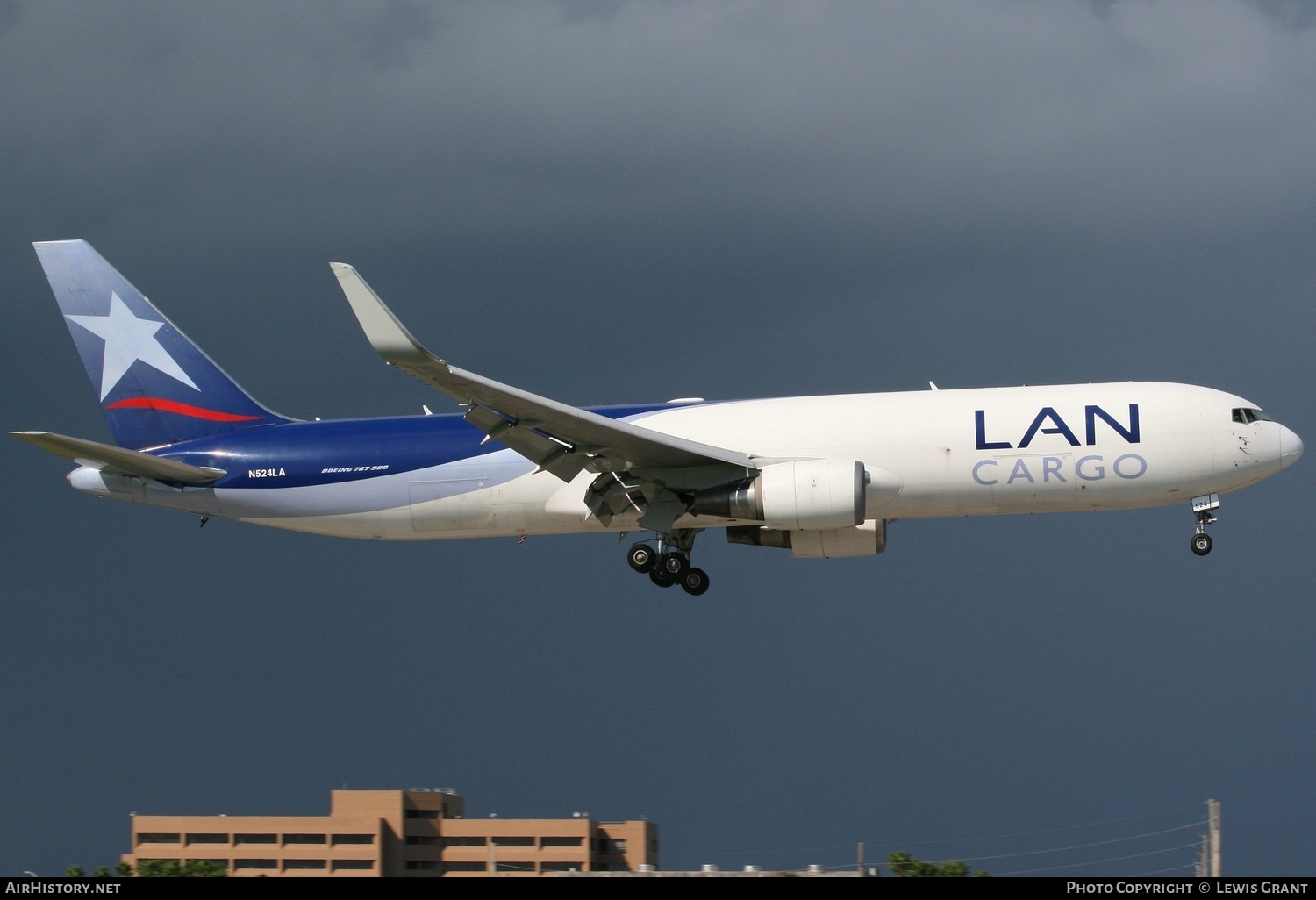 Aircraft Photo of N524LA | Boeing 767-346F/ER | LAN Cargo | AirHistory.net #279459