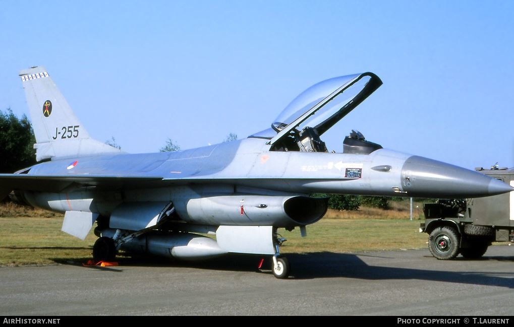 Aircraft Photo of J-255 | General Dynamics F-16A Fighting Falcon | Netherlands - Air Force | AirHistory.net #279521