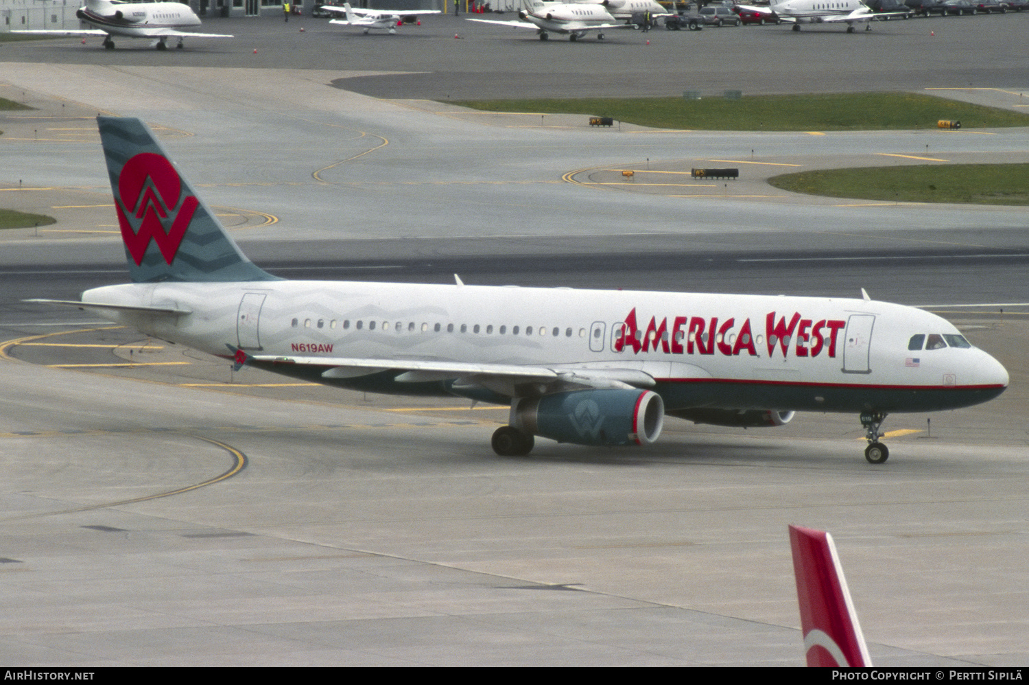 Aircraft Photo of N619AW | Airbus A320-232 | America West Airlines | AirHistory.net #279552