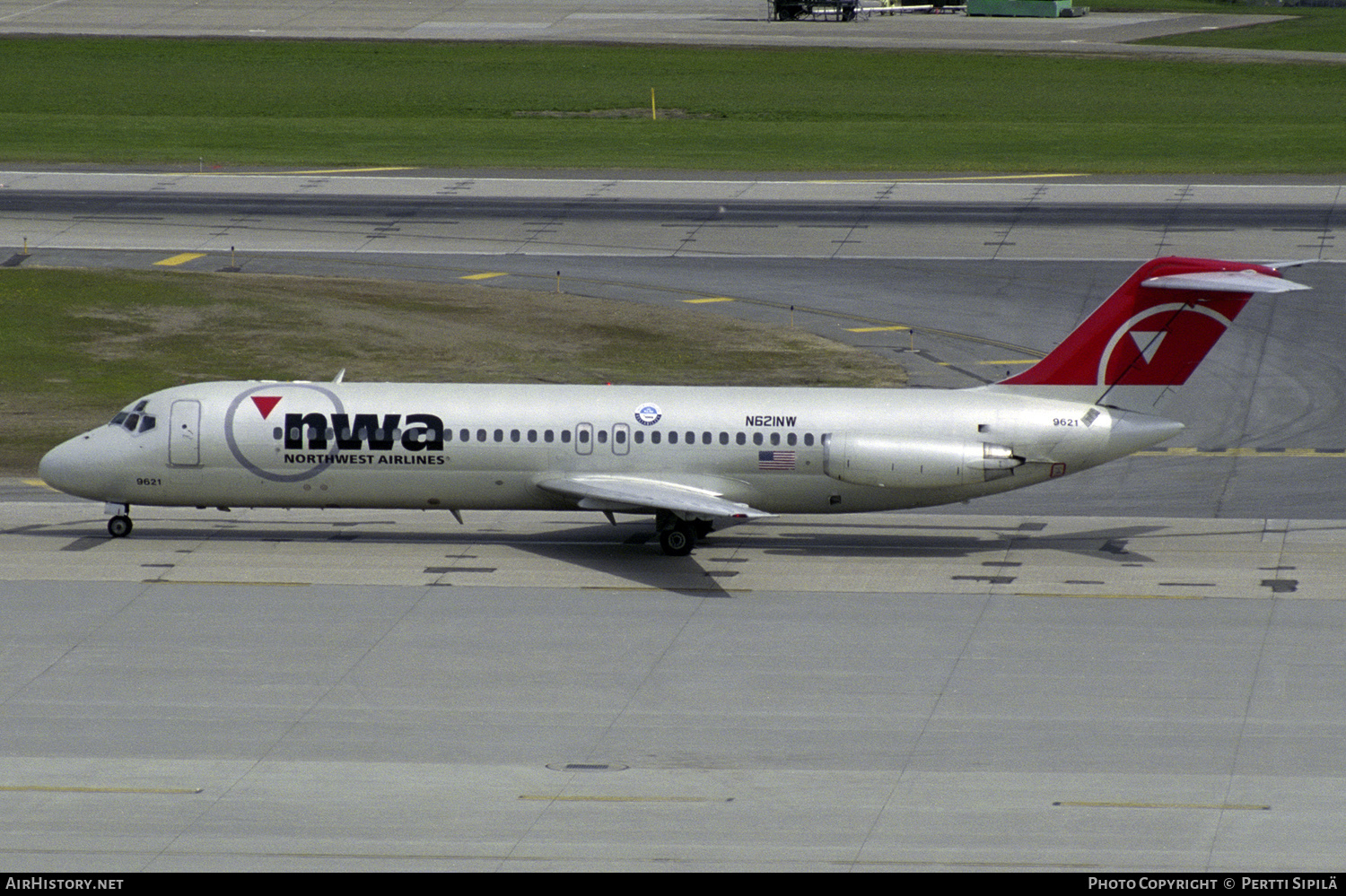 Aircraft Photo of N621NW | McDonnell Douglas DC-9-32 | Northwest Airlines | AirHistory.net #279592