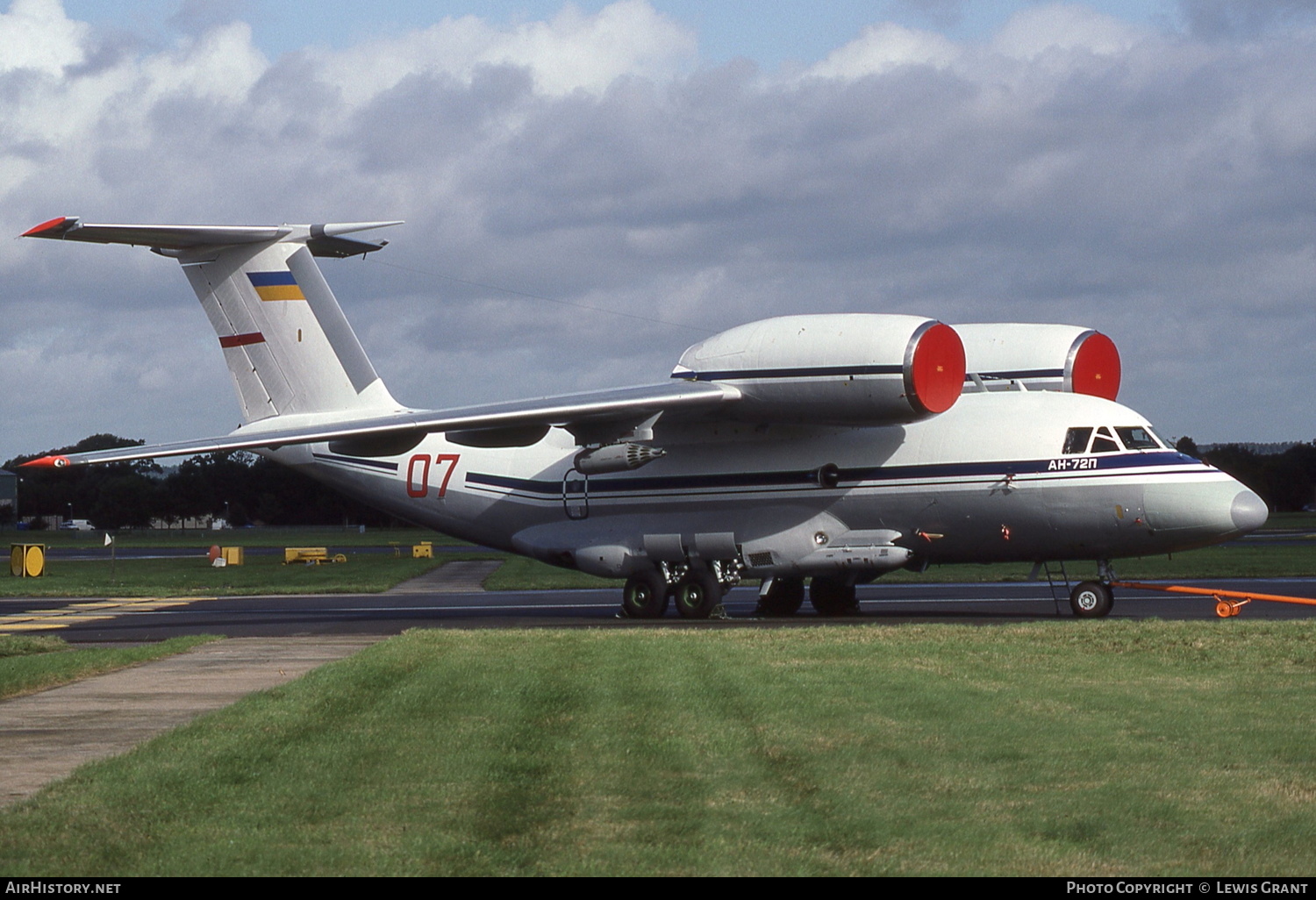 Aircraft Photo of 07 red | Antonov An-72P | Ukraine - Air Force | AirHistory.net #279654