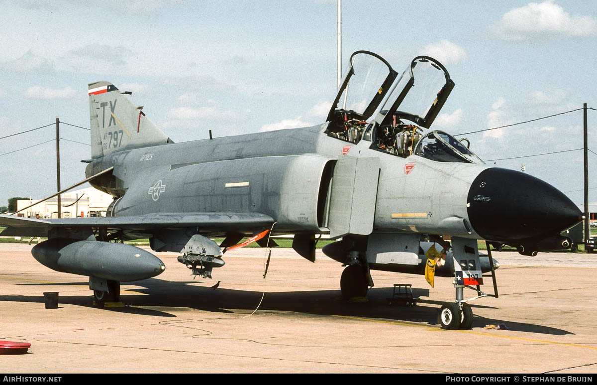 Aircraft Photo of 66-8797 / AF66-797 | McDonnell Douglas F-4D Phantom II | USA - Air Force | AirHistory.net #279768