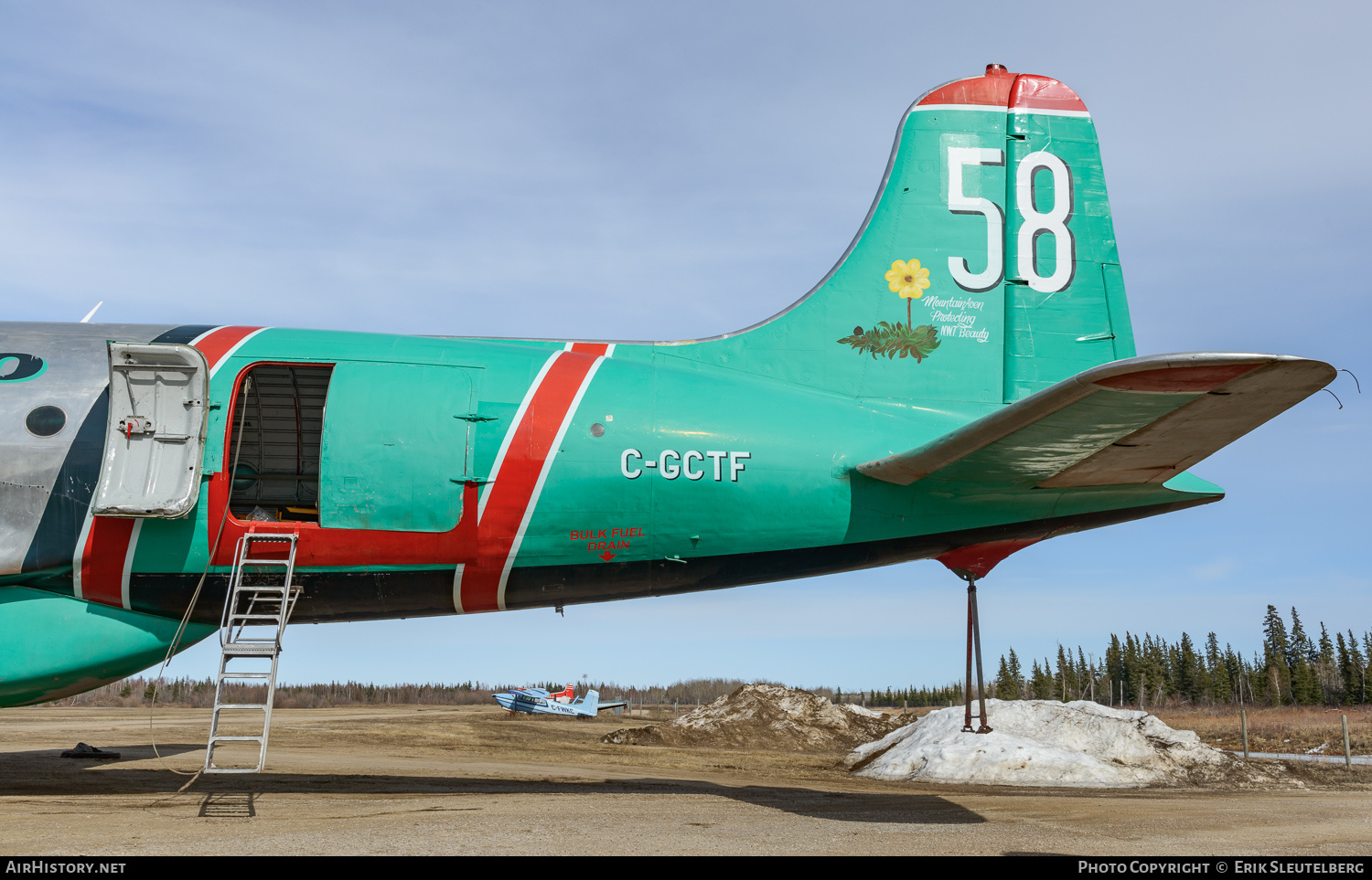 Aircraft Photo of C-GCTF | Douglas C-54E Skymaster | Buffalo Airways | AirHistory.net #279774