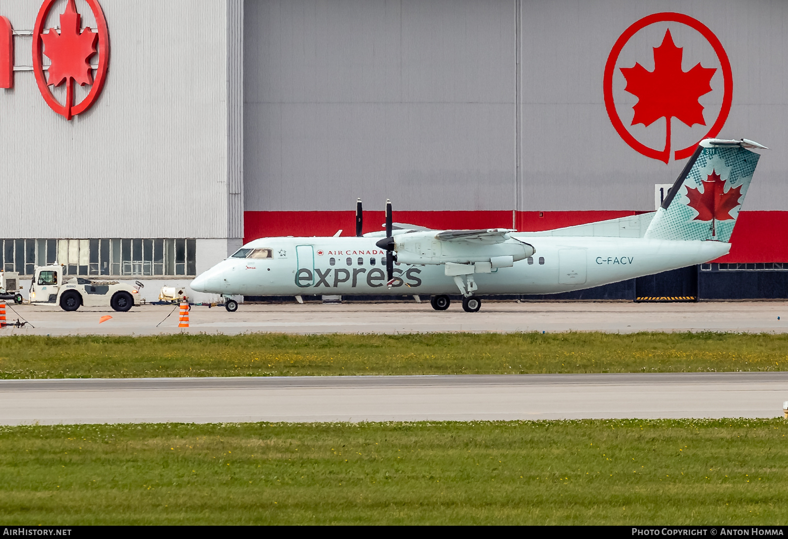Aircraft Photo of C-FACV | De Havilland Canada DHC-8-311A Dash 8 | Air Canada Express | AirHistory.net #279812