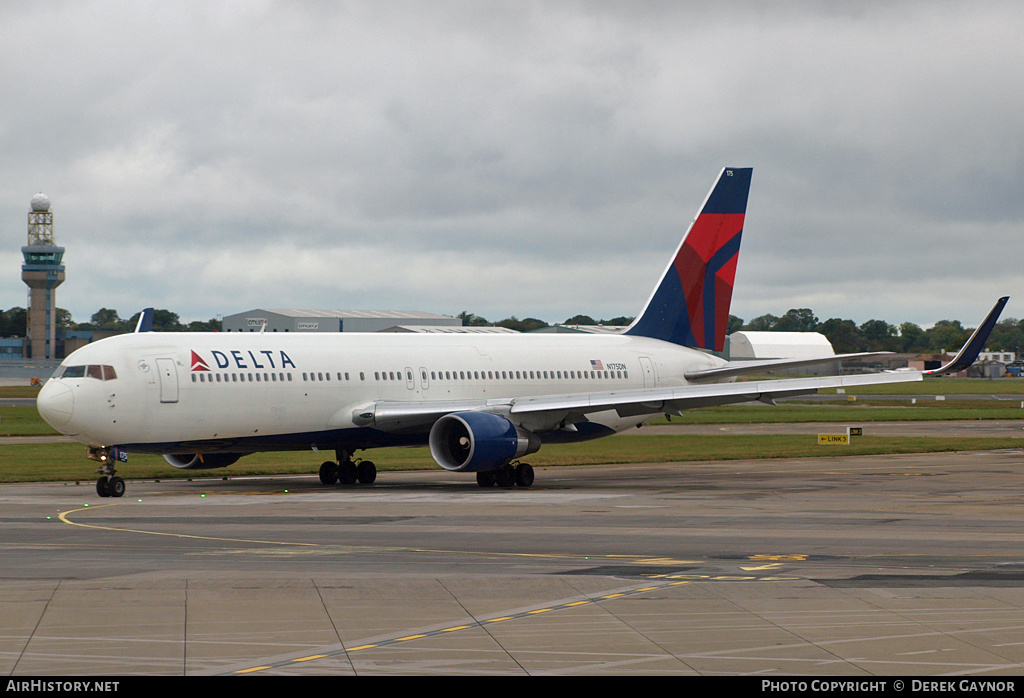 Aircraft Photo of N175DN | Boeing 767-332/ER | Delta Air Lines | AirHistory.net #280047