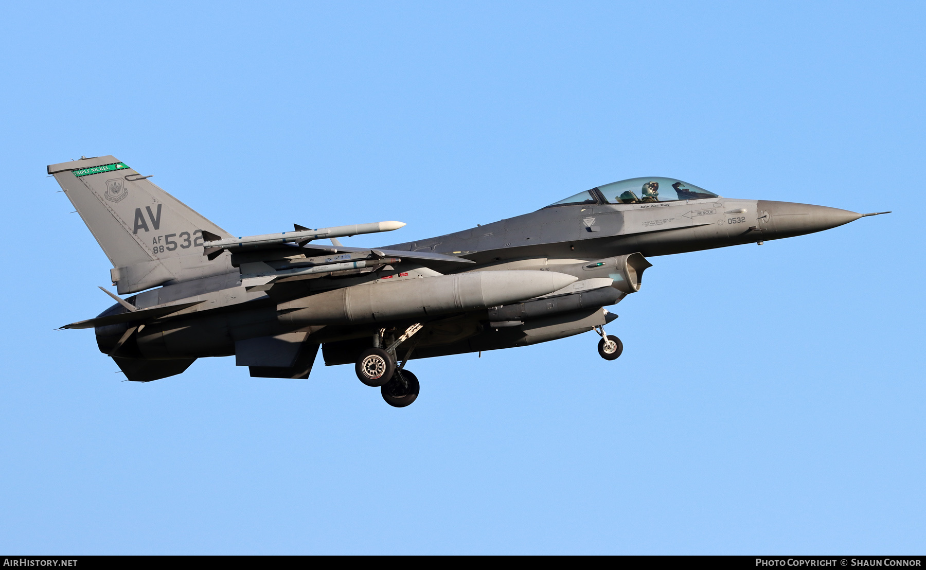 Aircraft Photo of 88-0532 / AF88-532 | General Dynamics F-16CM Fighting Falcon | USA - Air Force | AirHistory.net #280076
