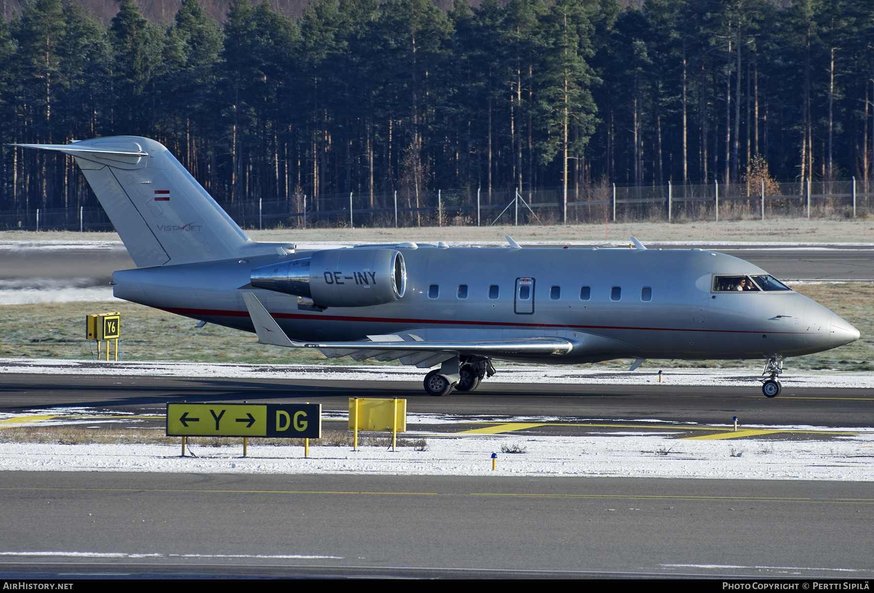 Aircraft Photo of OE-INY | Bombardier Challenger 604 (CL-600-2B16) | VistaJet | AirHistory.net #280107