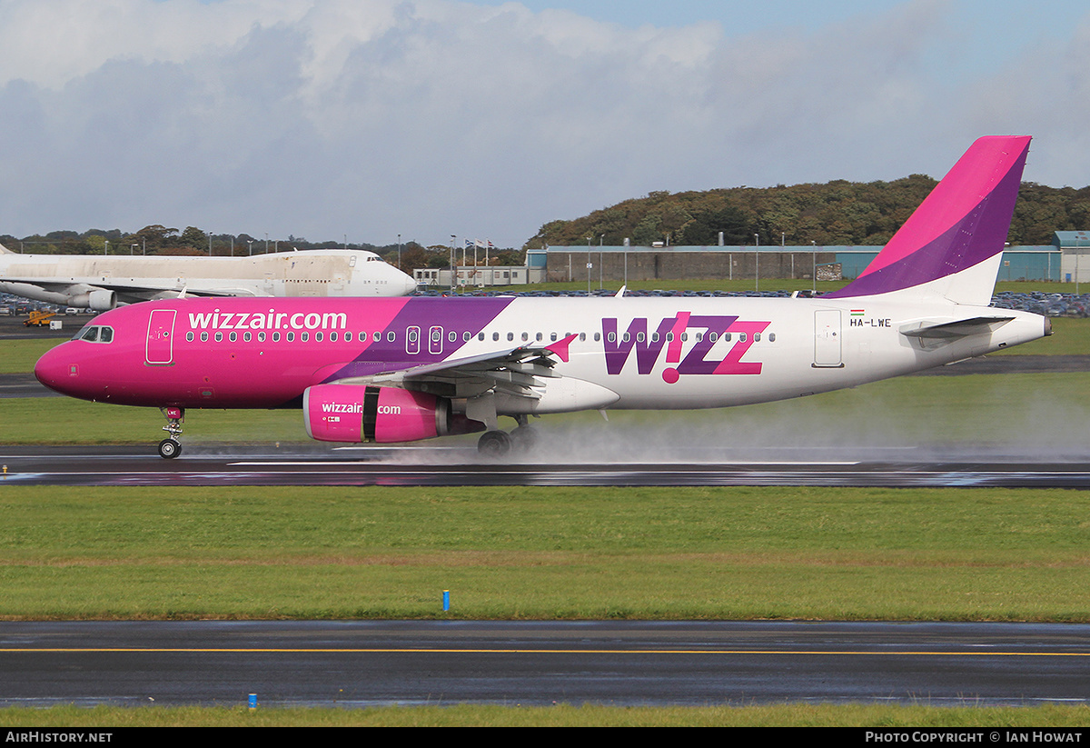 Aircraft Photo of HA-LWE | Airbus A320-232 | Wizz Air | AirHistory.net #280113