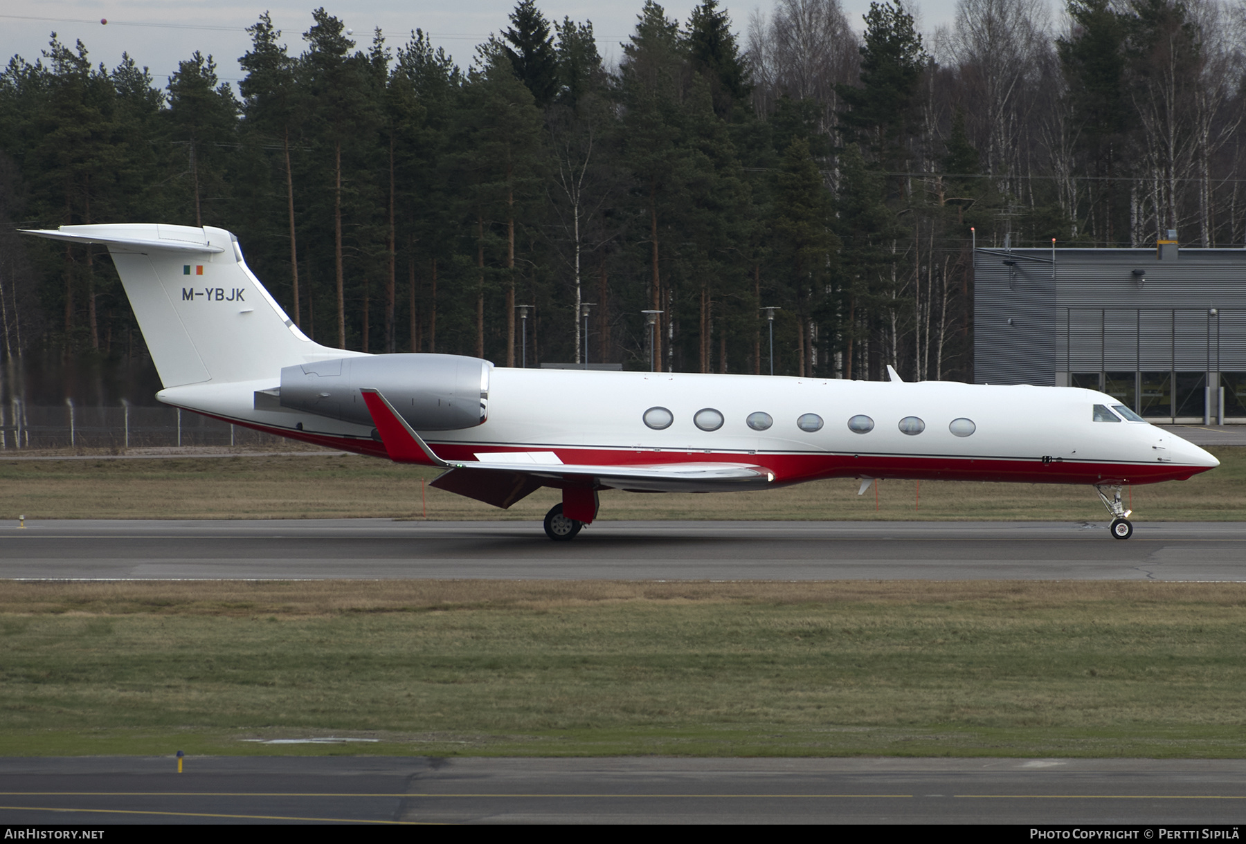 Aircraft Photo of M-YBJK | Gulfstream Aerospace G-V-SP Gulfstream G550 | AirHistory.net #280122
