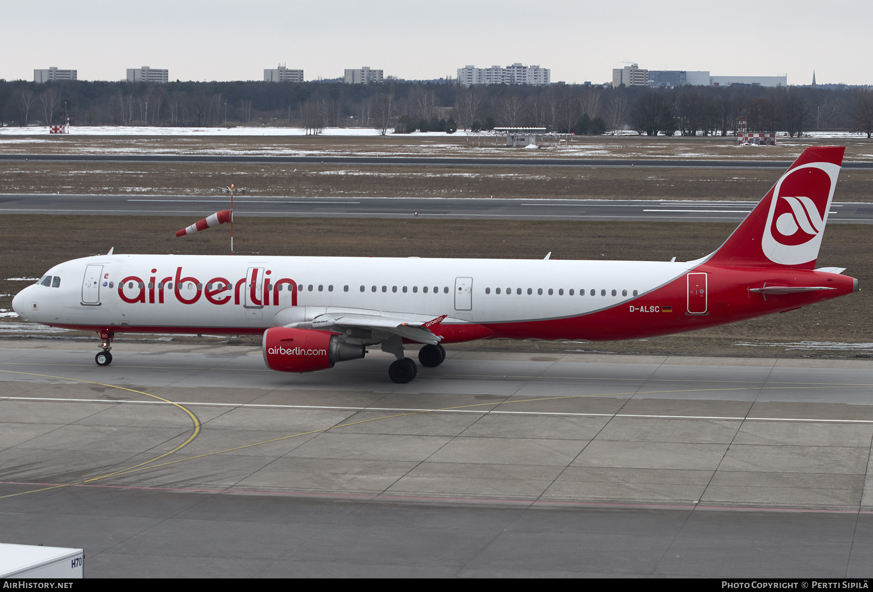 Aircraft Photo of D-ALSC | Airbus A321-211 | Air Berlin | AirHistory.net #280127