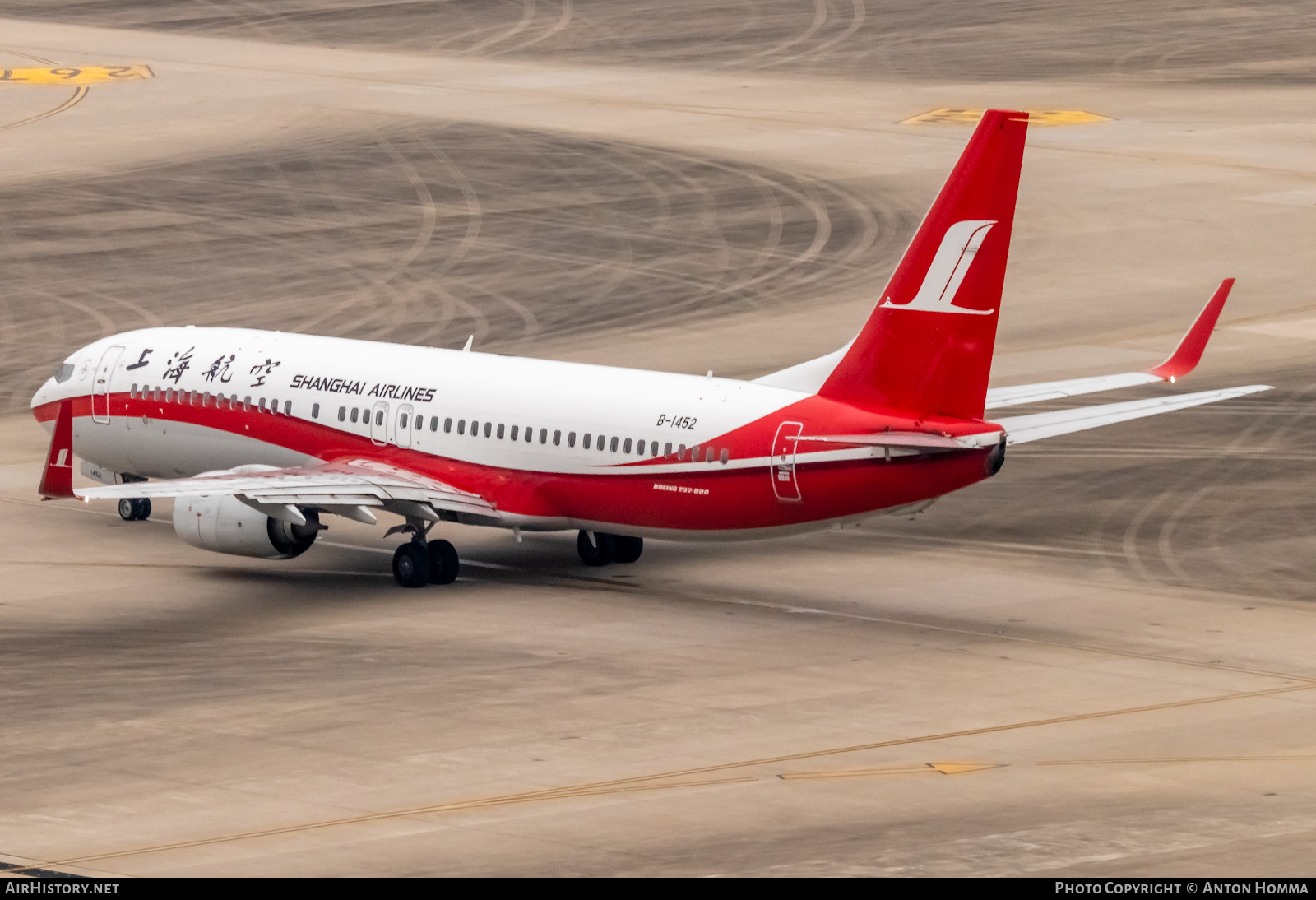 Aircraft Photo of B-1452 | Boeing 737-800 | Shanghai Airlines | AirHistory.net #280128