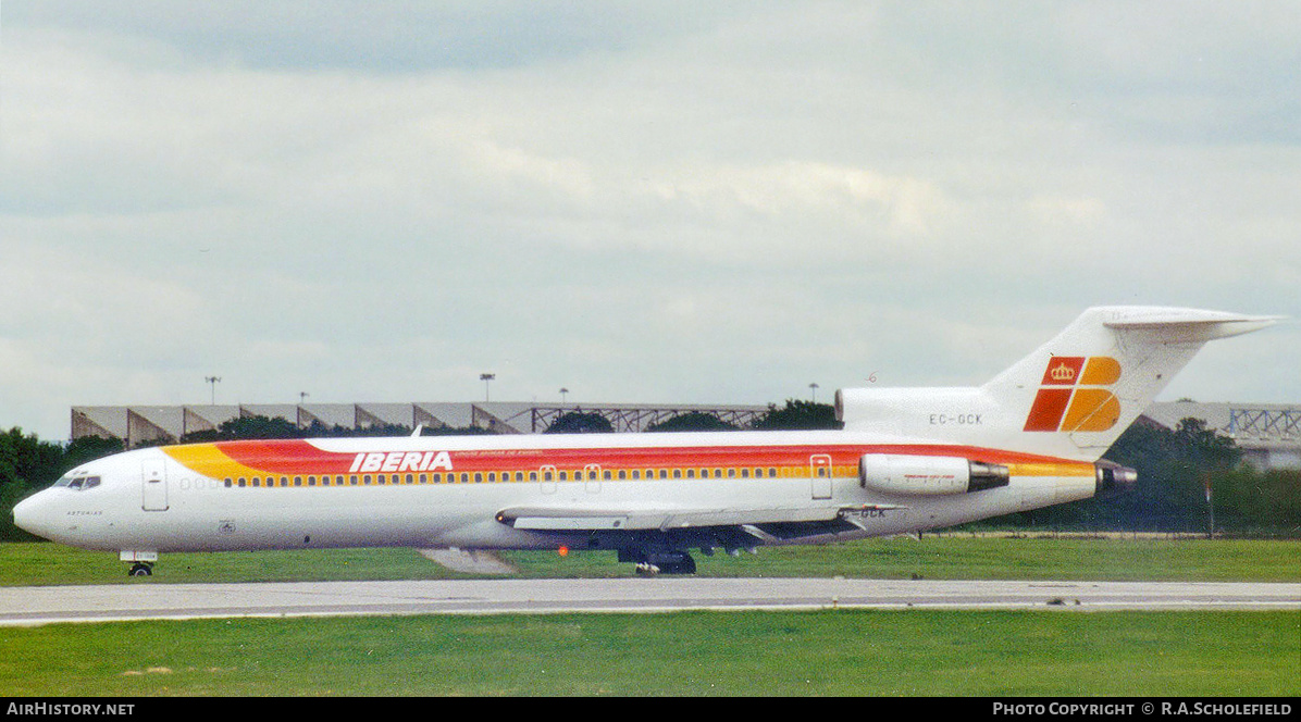 Aircraft Photo of EC-GCK | Boeing 727-256/Adv | Iberia | AirHistory.net #280198