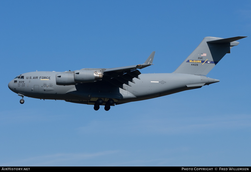 Aircraft Photo of 04-4128 / 44128 | Boeing C-17A Globemaster III | USA - Air Force | AirHistory.net #280418