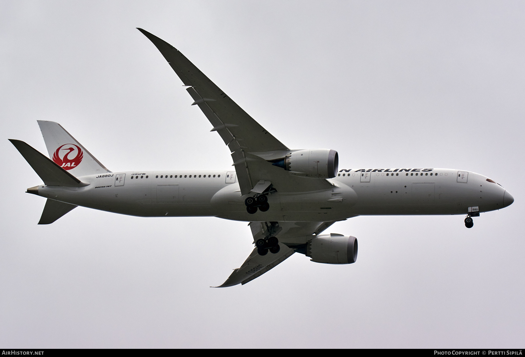 Aircraft Photo of JA880J | Boeing 787-9 Dreamliner | Japan Airlines - JAL | AirHistory.net #280457