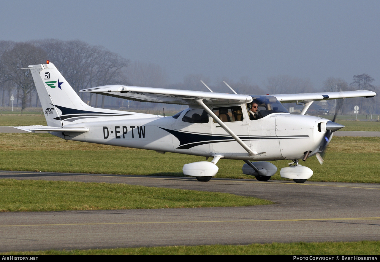 Aircraft Photo of D-EPTW | Cessna 172S Skyhawk | Stella Aviation | AirHistory.net #280491