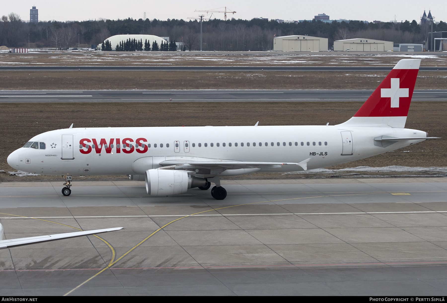 Aircraft Photo of HB-JLS | Airbus A320-214 | Swiss International Air Lines | AirHistory.net #280525