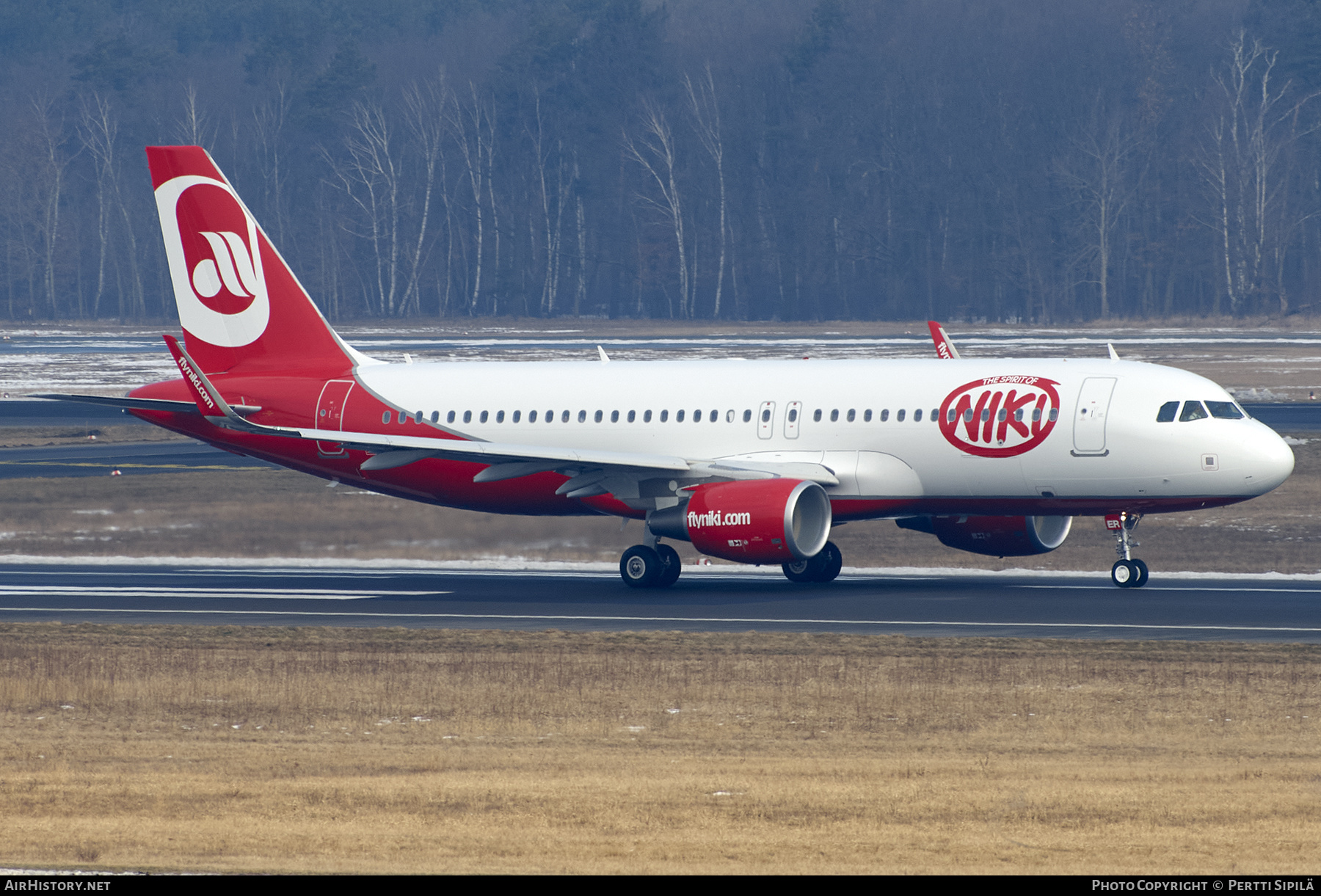 Aircraft Photo of OE-LER | Airbus A320-214 | Niki | AirHistory.net #280542
