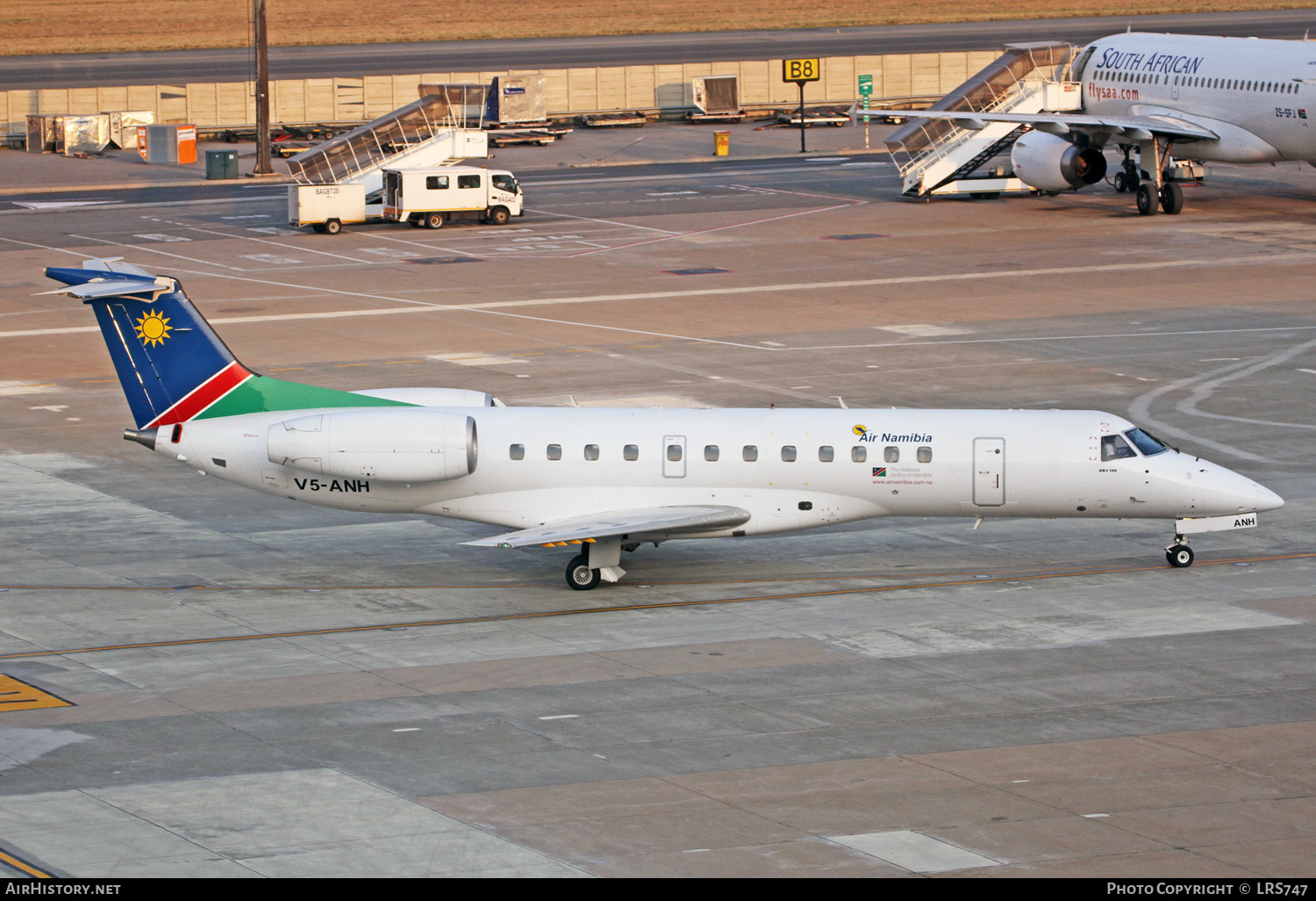 Aircraft Photo of V5-ANH | Embraer ERJ-135ER (EMB-135ER) | Air Namibia | AirHistory.net #280680