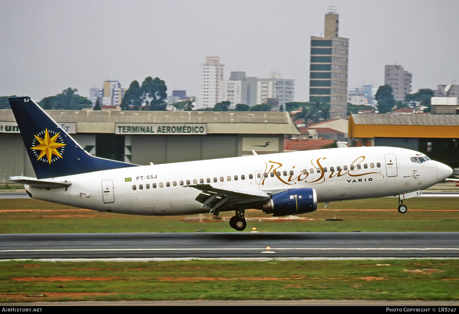 Aircraft Photo of PT-SSJ | Boeing 737-33A | Rio-Sul | AirHistory.net #280696