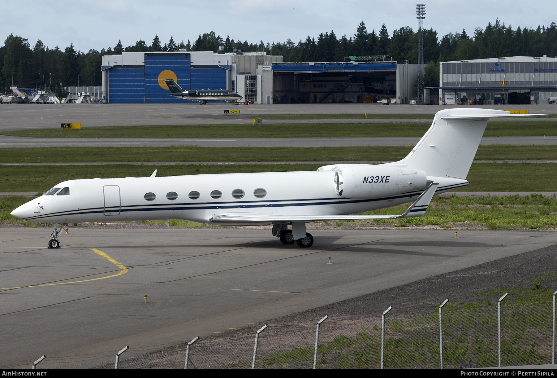 Aircraft Photo of N33XE | Gulfstream Aerospace G-V Gulfstream V | AirHistory.net #280701