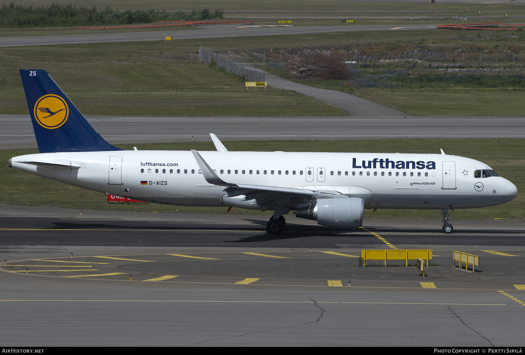 Aircraft Photo of D-AIZS | Airbus A320-214 | Lufthansa | AirHistory.net #280702