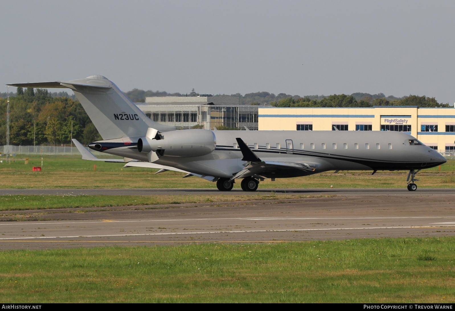 Aircraft Photo of N23UC | Bombardier Global Express (BD-700-1A10) | AirHistory.net #280758