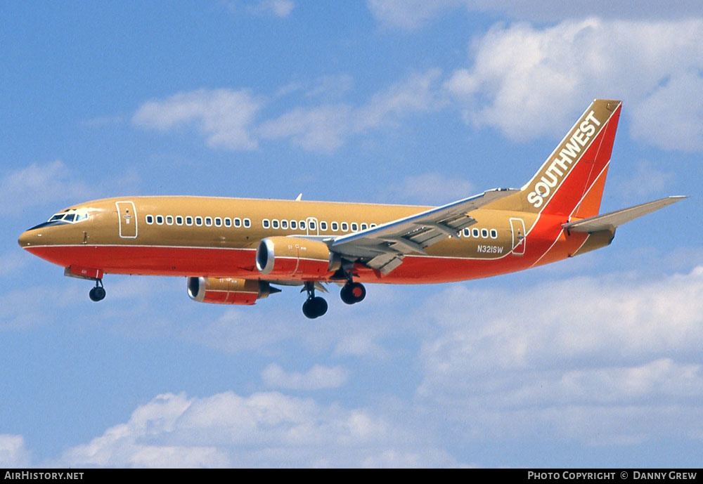 Aircraft Photo of N321SW | Boeing 737-3H4 | Southwest Airlines | AirHistory.net #280803