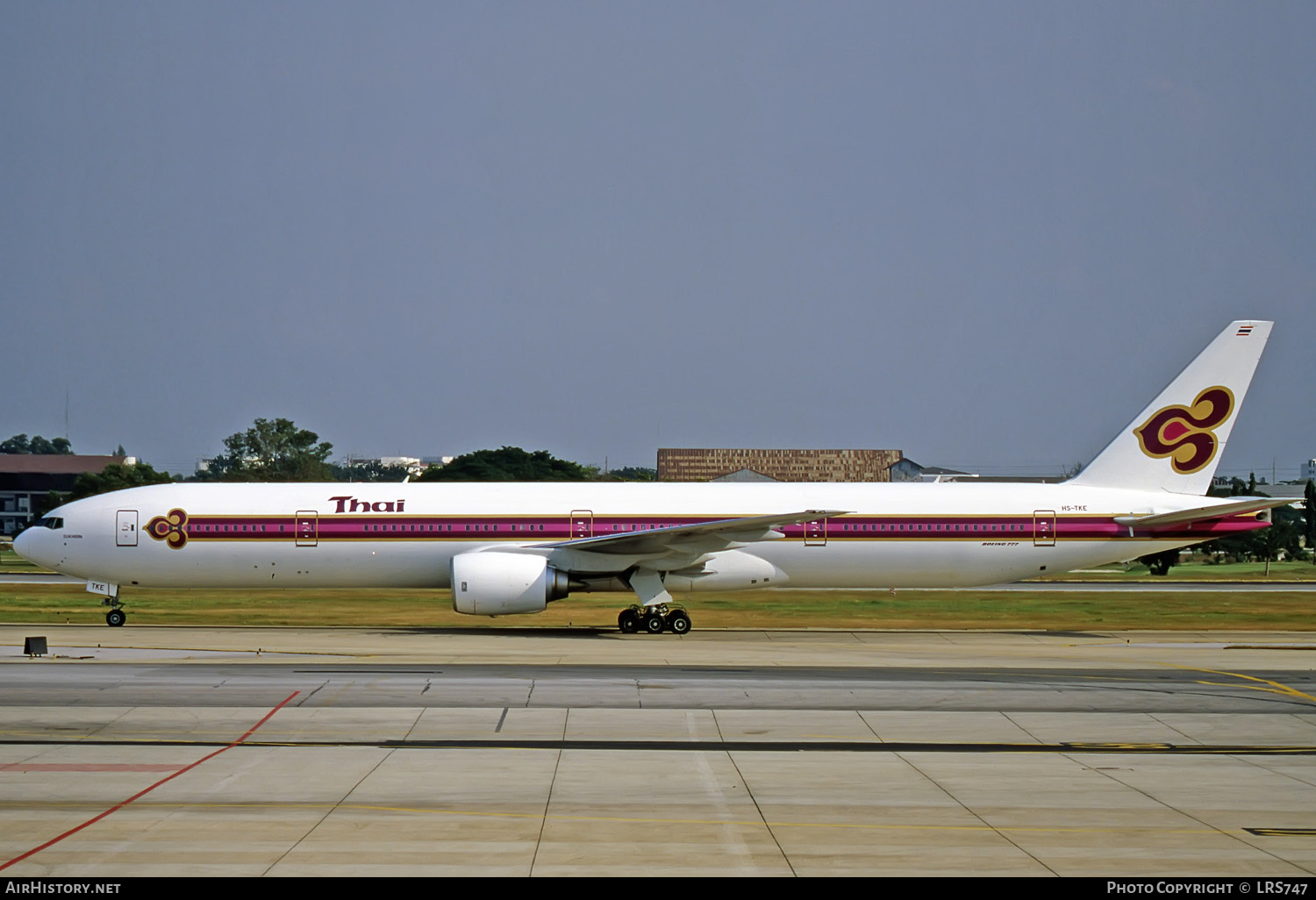 Aircraft Photo of HS-TKE | Boeing 777-3D7 | Thai Airways International | AirHistory.net #280868