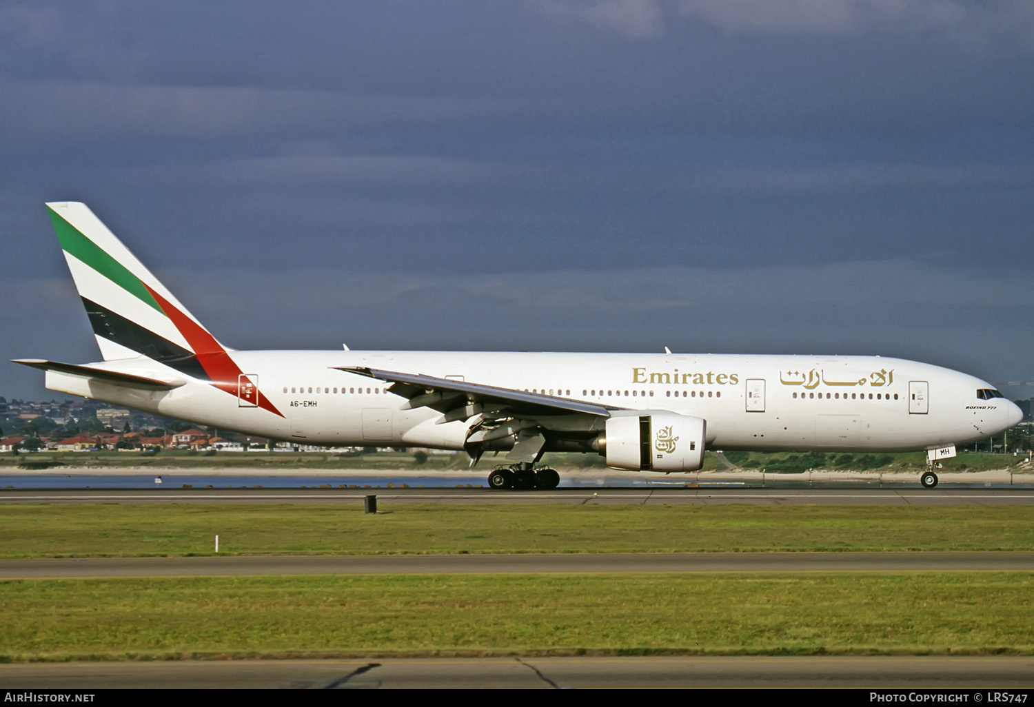 Aircraft Photo of A6-EMH | Boeing 777-21H/ER | Emirates | AirHistory.net #280896