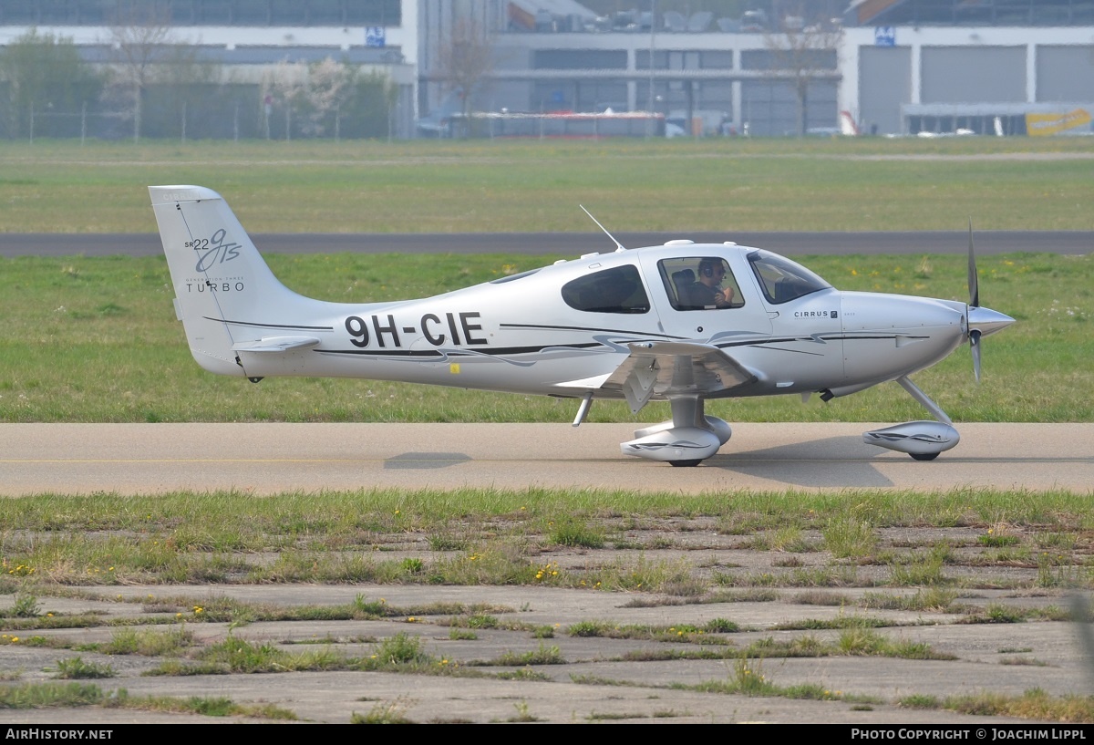 Aircraft Photo of 9H-CIE | Cirrus SR-22 G3-GTS Turbo | AirHistory.net #280929