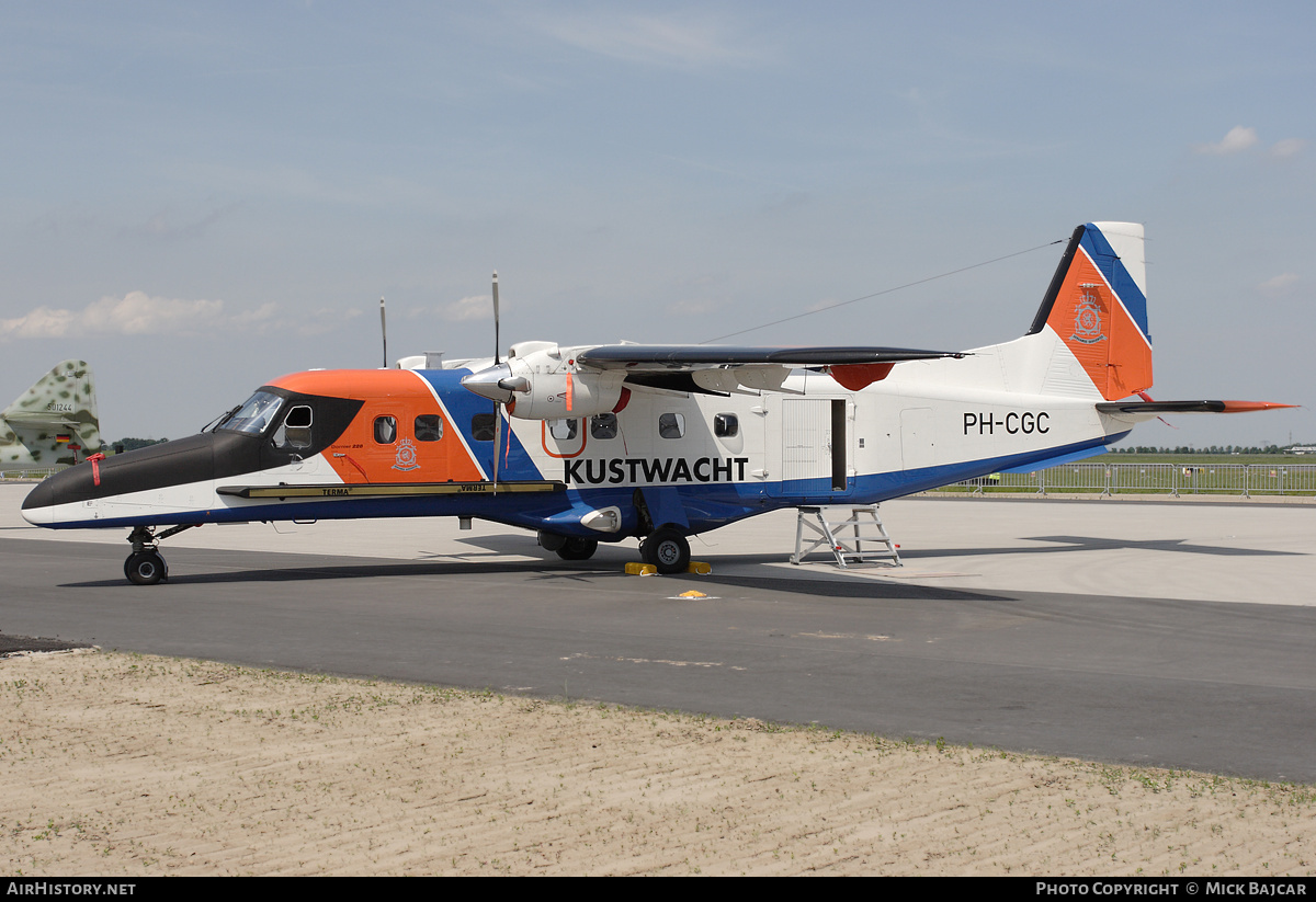 Aircraft Photo of PH-CGC | Dornier 228-212 | Kustwacht - Netherlands Coastguard | AirHistory.net #281051