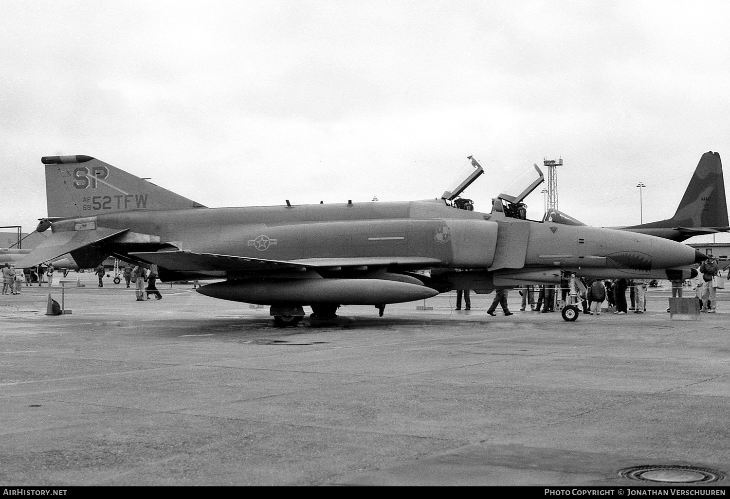 Aircraft Photo of 69-7582 / AF69-52 | McDonnell Douglas F-4G Phantom II | USA - Air Force | AirHistory.net #281084