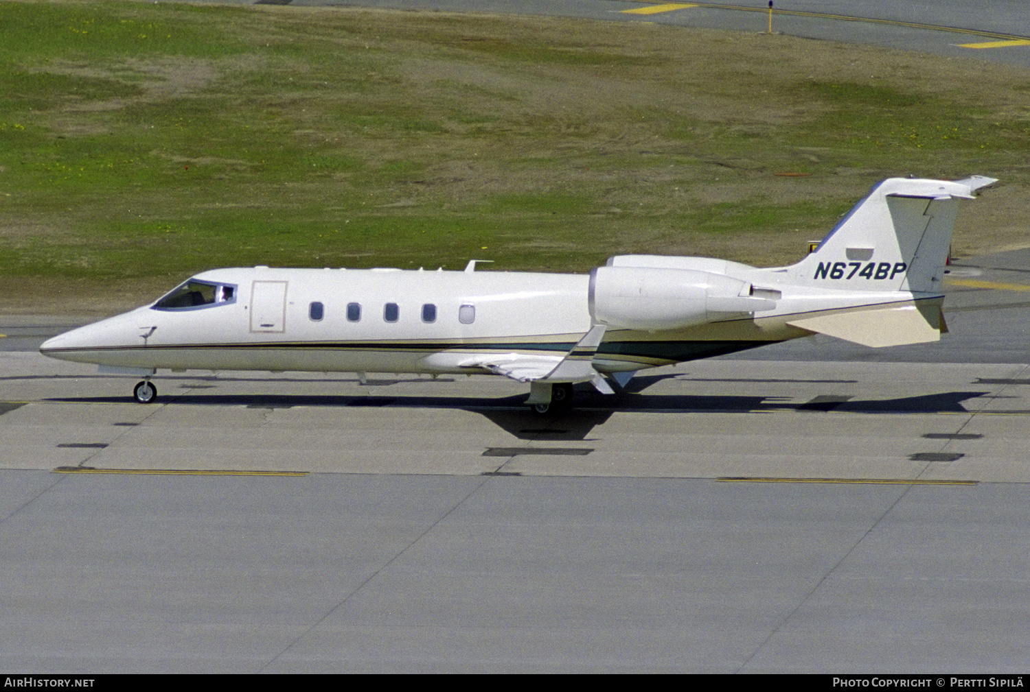 Aircraft Photo of N674BP | Learjet 60 | AirHistory.net #281121