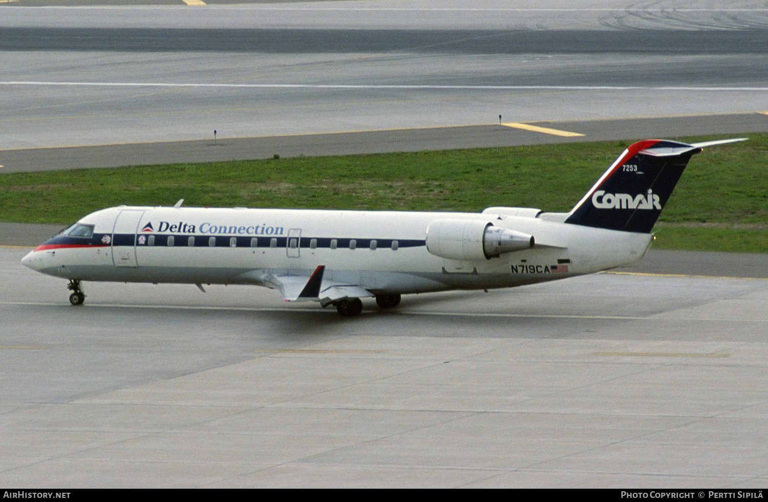 Aircraft Photo of N719CA | Bombardier CRJ-100ER (CL-600-2B19) | Delta Connection | AirHistory.net #281171
