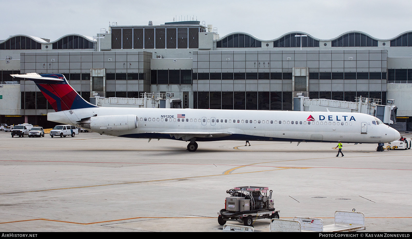 Aircraft Photo of N912DE | McDonnell Douglas MD-88 | Delta Air Lines | AirHistory.net #281194