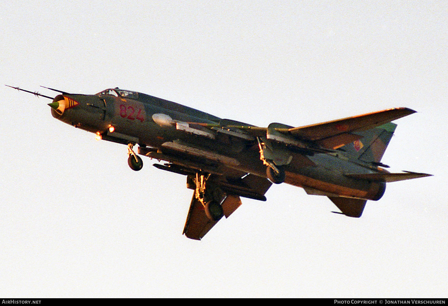 Aircraft Photo of 824 | Sukhoi Su-22M4 | East Germany - Navy | AirHistory.net #281300