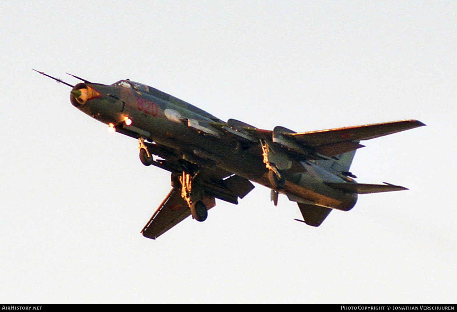 Aircraft Photo of 820 | Sukhoi Su-22M4 | East Germany - Navy | AirHistory.net #281301