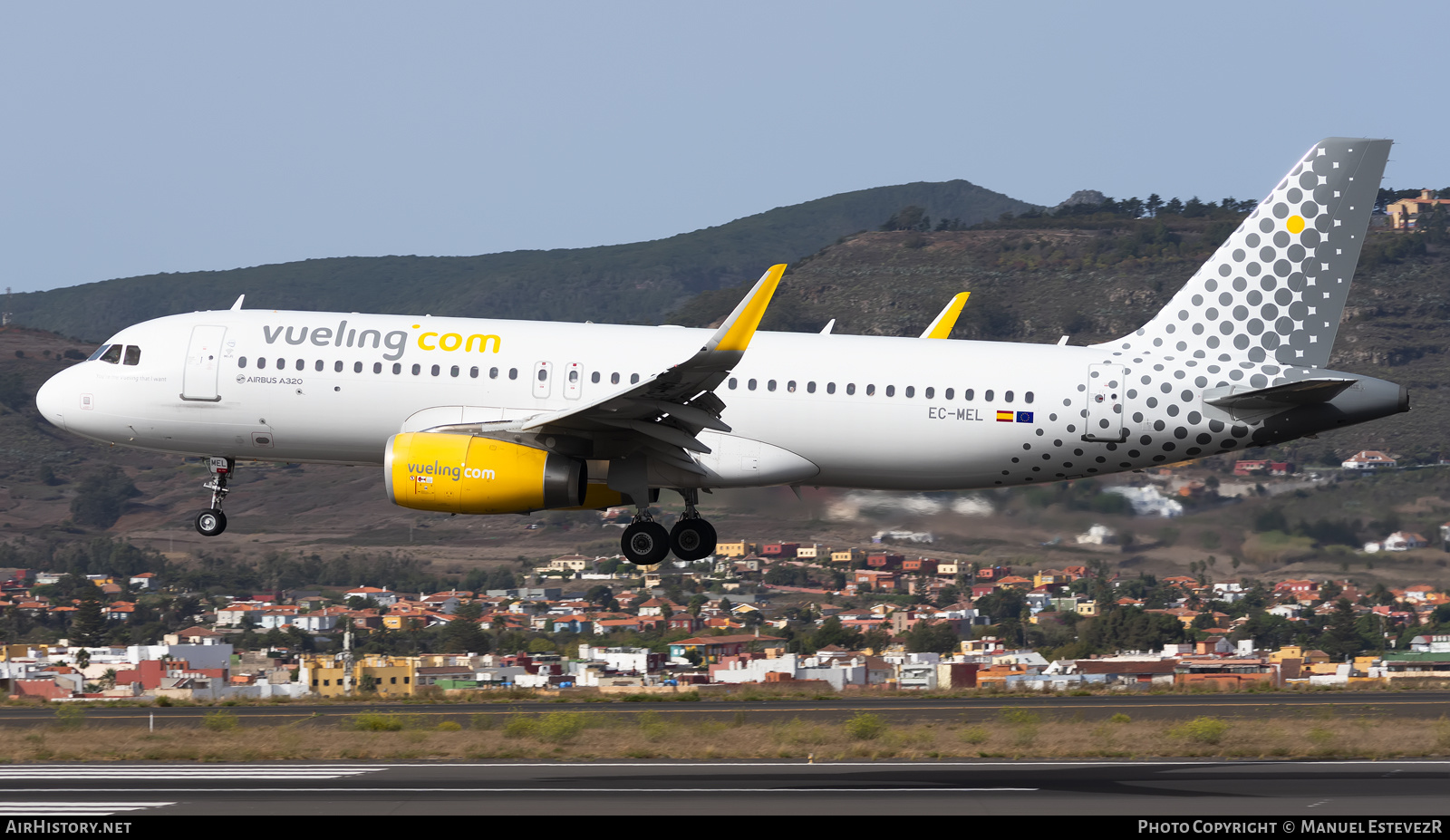 Aircraft Photo of EC-MEL | Airbus A320-232 | Vueling Airlines | AirHistory.net #281349