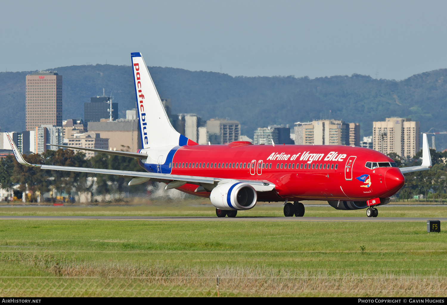 Aircraft Photo of VH-VUN | Boeing 737-8BK | Virgin Blue Airlines | AirHistory.net #281355