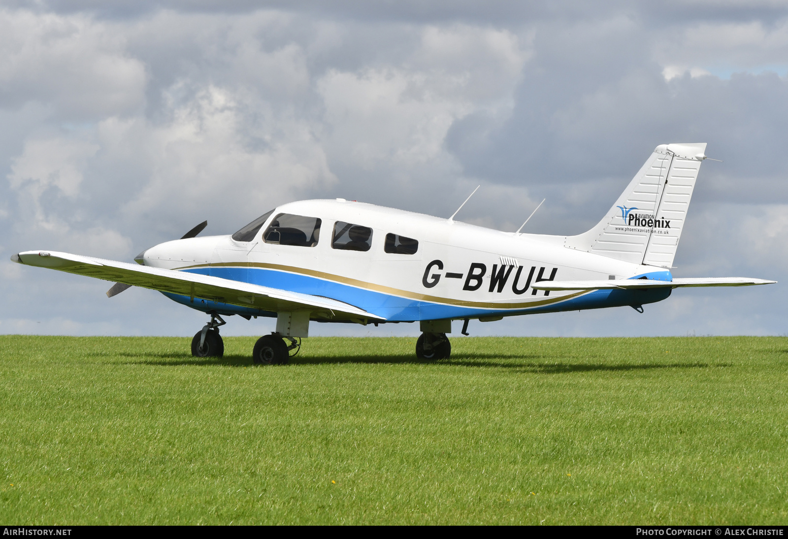 Aircraft Photo of G-BWUH | Piper PA-28-181 Archer III | Phoenix Aviation | AirHistory.net #281395